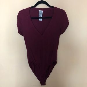 📚Free People Maroon Deep V Bodysuit